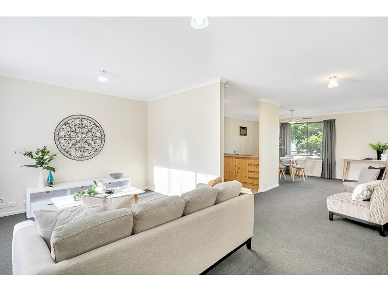 15 Leane Street, Huntfield Heights SA 5163