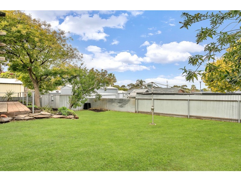 15 Leane Street, Huntfield Heights SA 5163