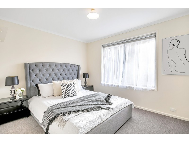 15 Leane Street, Huntfield Heights SA 5163