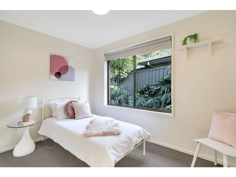 15 Leane Street, Huntfield Heights SA 5163