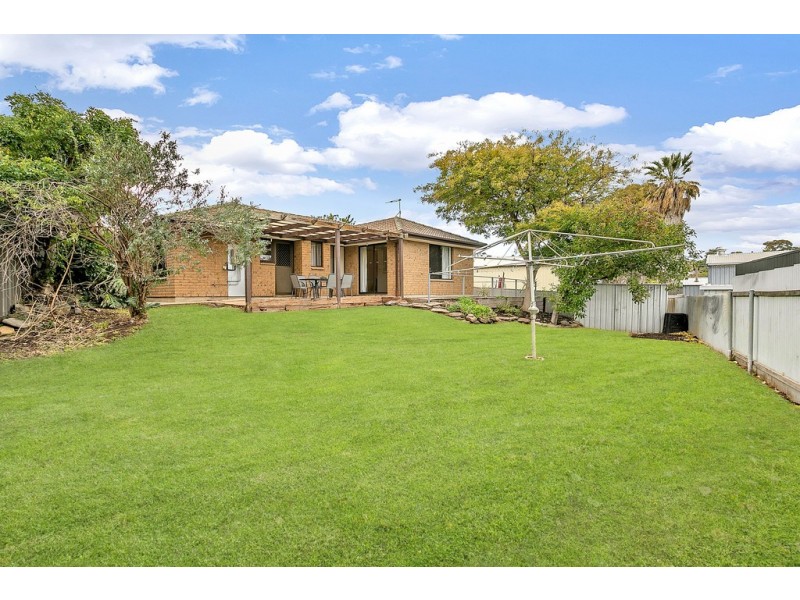 15 Leane Street, Huntfield Heights SA 5163