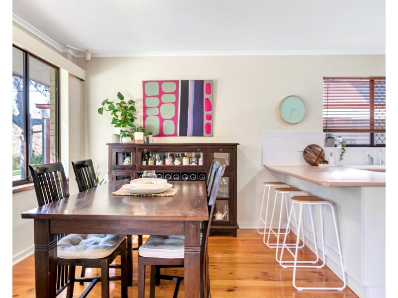 13 Fountain Valley Drive, Happy Valley SA 5159