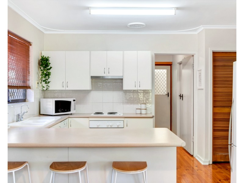 13 Fountain Valley Drive, Happy Valley SA 5159