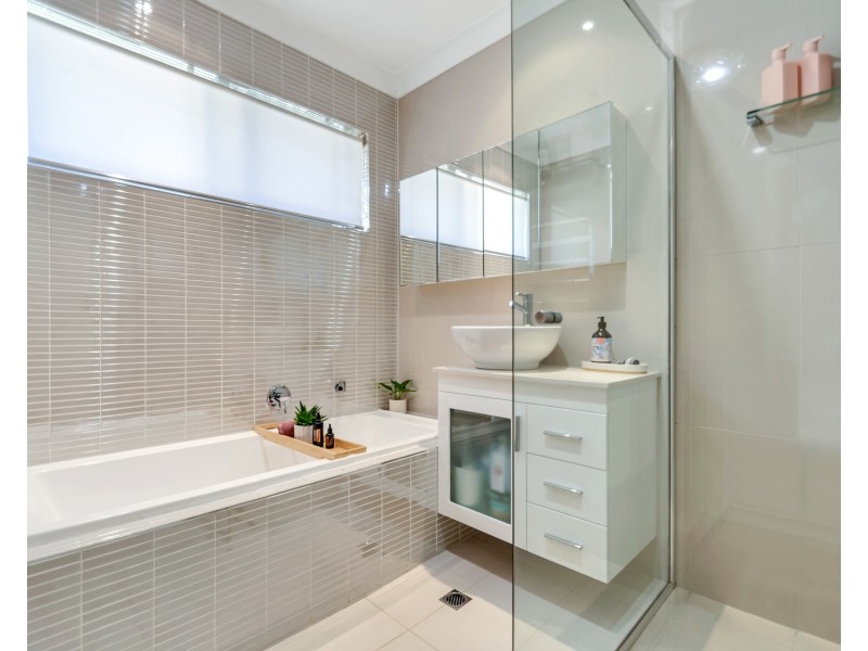 13 Fountain Valley Drive, Happy Valley SA 5159