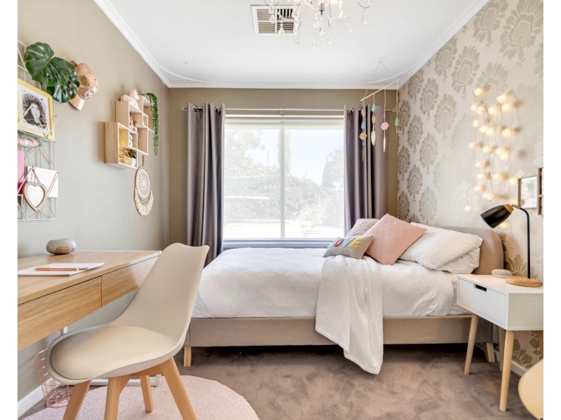 13 Fountain Valley Drive, Happy Valley SA 5159