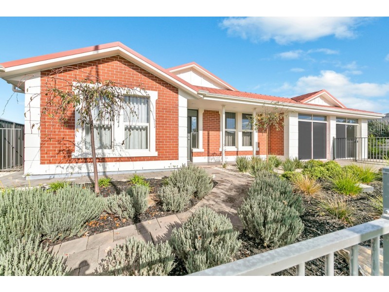 11 Aquamarine Boulevard, Hayborough SA 5211