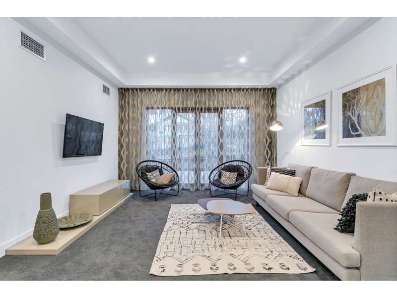 19 Dawbiney Avenue, Craigburn Farm SA 5051