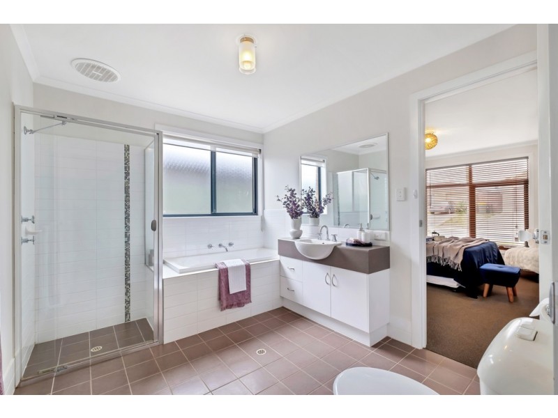 46 Moss Court, Aldinga Beach SA 5173