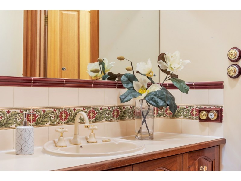 48 Dalkeith Road, Seaford Rise SA 5169