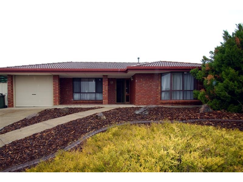 13 Jagger Cres, Woodcroft SA 5162