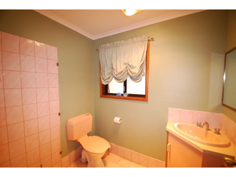 13 Jagger Cres, Woodcroft SA 5162