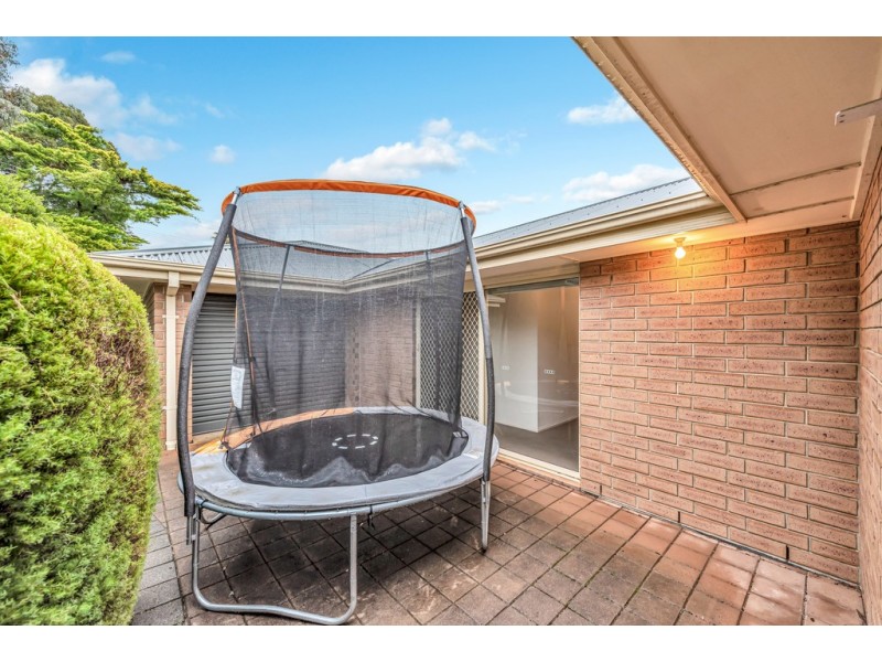 14 Gem Street, Aberfoyle Park SA 5159