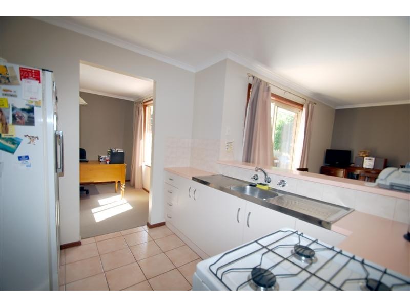 15 Glencoe Road, Reynella East SA 5161