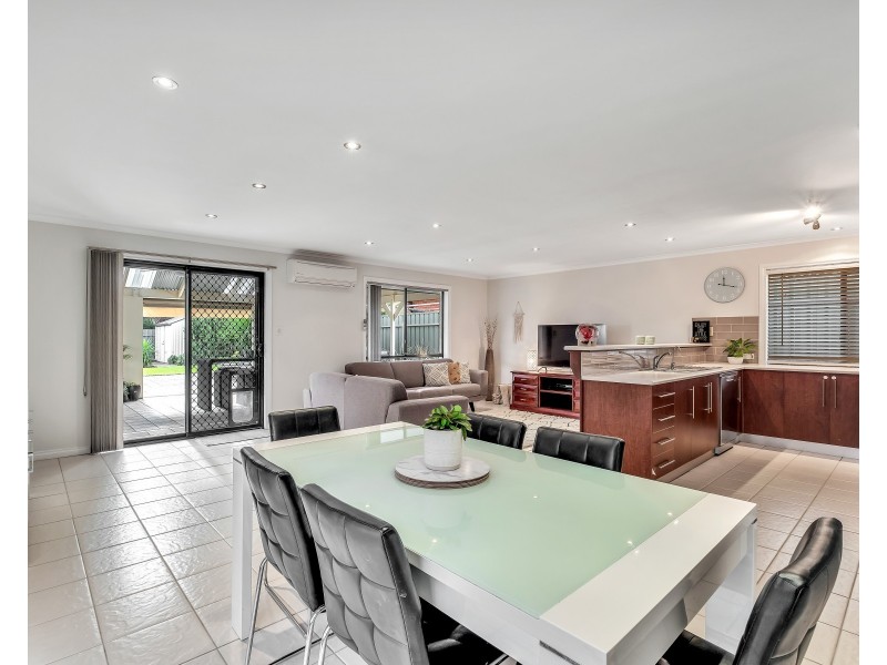 61 Elizabeth Crescent, Hallett Cove SA 5158