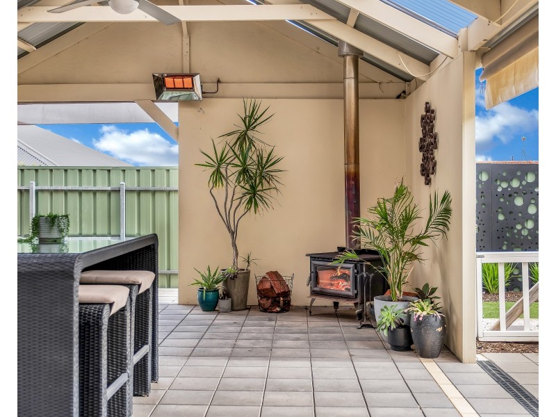 61 Elizabeth Crescent, Hallett Cove SA 5158