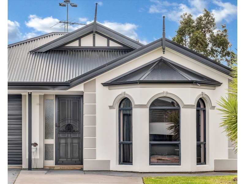 61 Elizabeth Crescent, Hallett Cove SA 5158