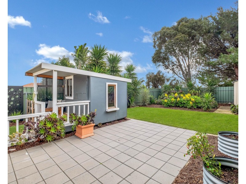 61 Elizabeth Crescent, Hallett Cove SA 5158