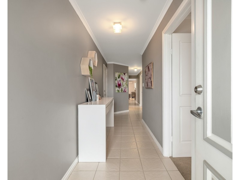 61 Elizabeth Crescent, Hallett Cove SA 5158