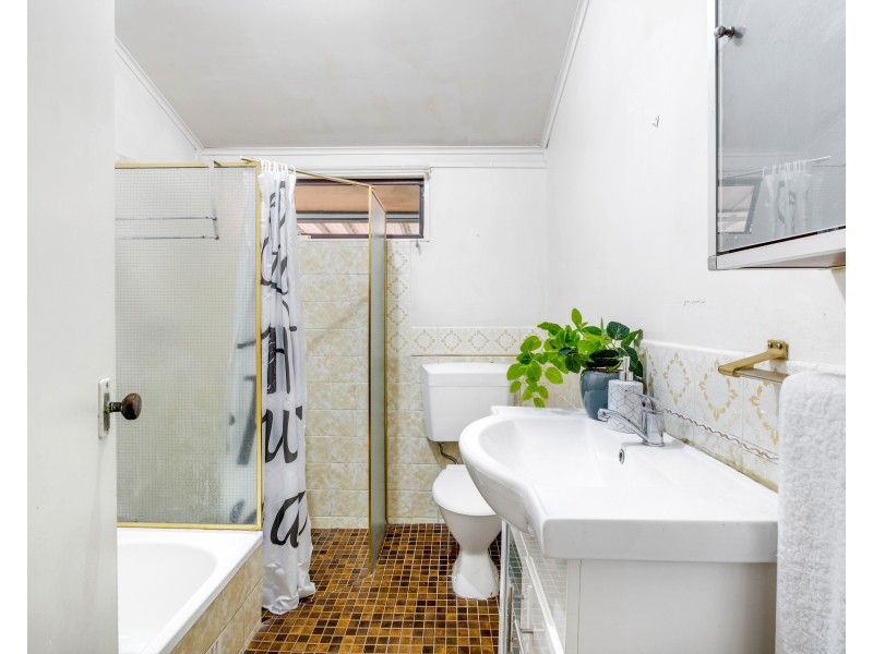 11 Glencoe Road, Reynella East SA 5161