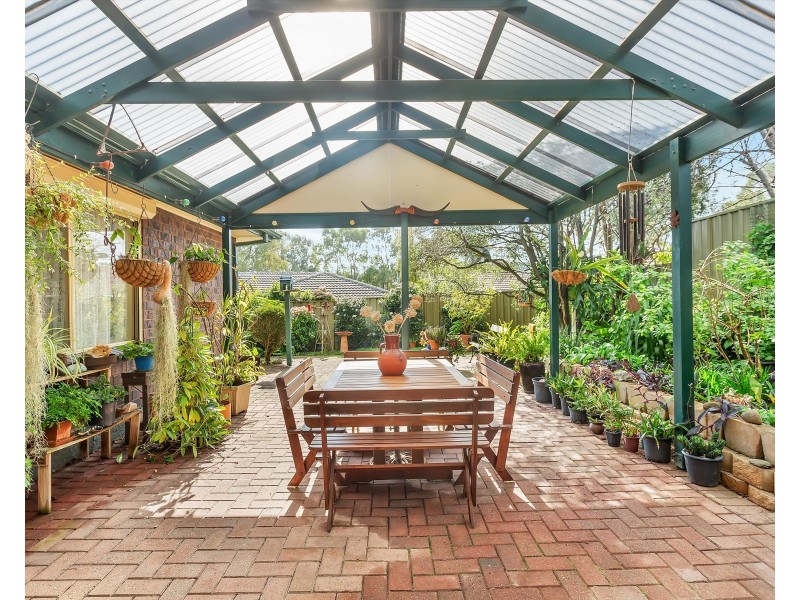 4 The Glade, Aberfoyle Park SA 5159