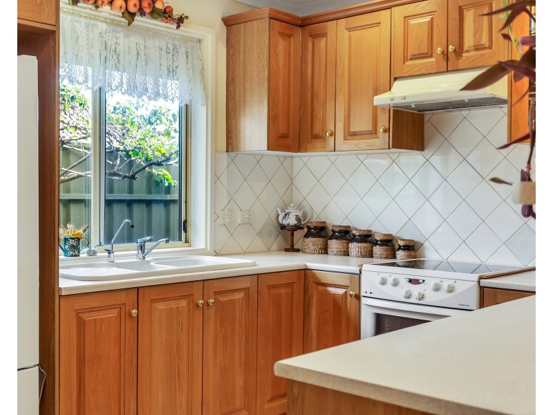 4 The Glade, Aberfoyle Park SA 5159