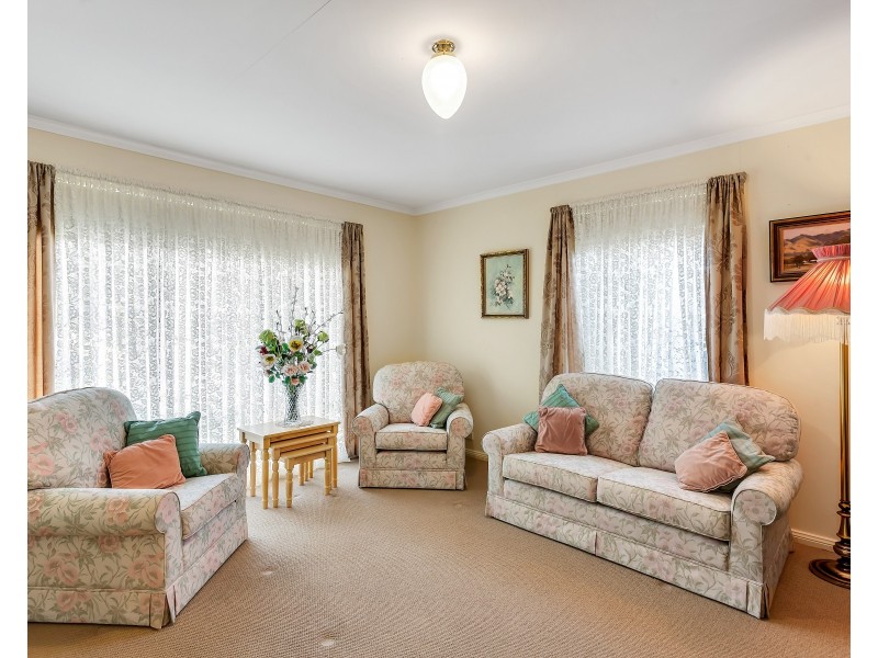 4 The Glade, Aberfoyle Park SA 5159