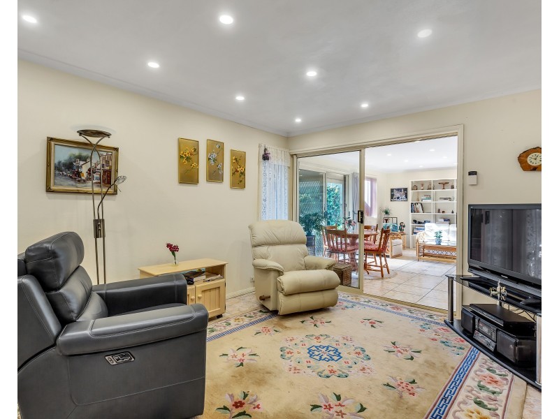 4 The Glade, Aberfoyle Park SA 5159