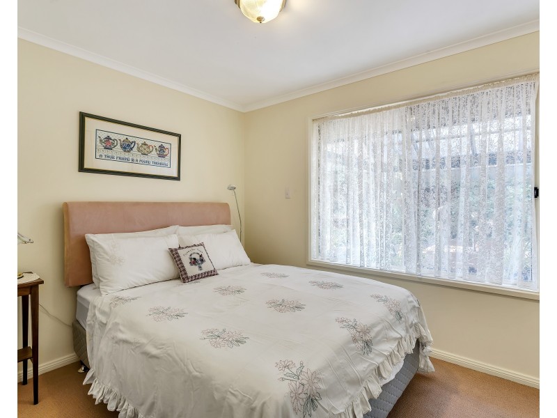 4 The Glade, Aberfoyle Park SA 5159