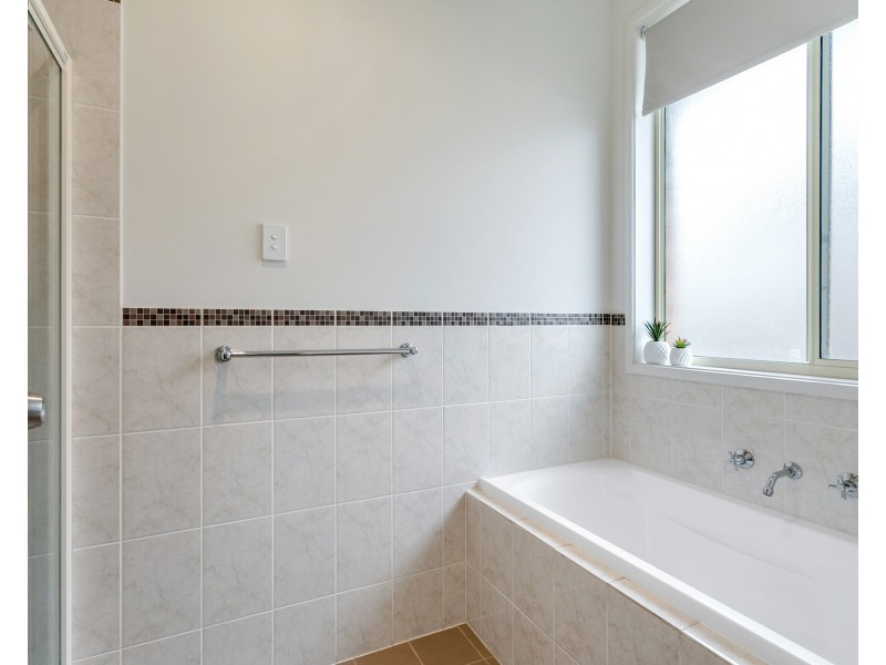4 Anderson Court, Mount Compass SA 5210