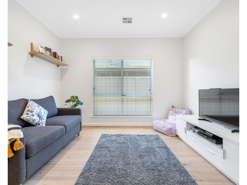 84 Marston Drive, Morphett Vale SA 5162