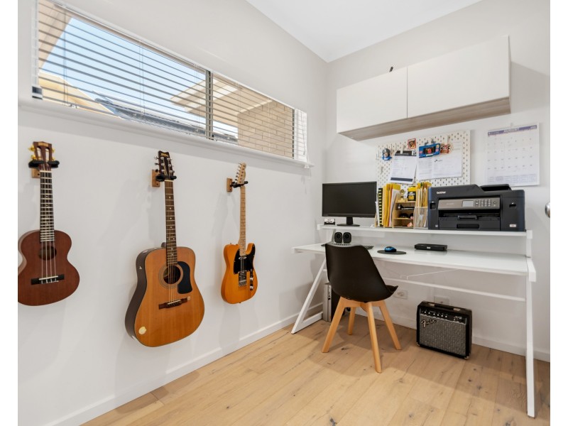 84 Marston Drive, Morphett Vale SA 5162