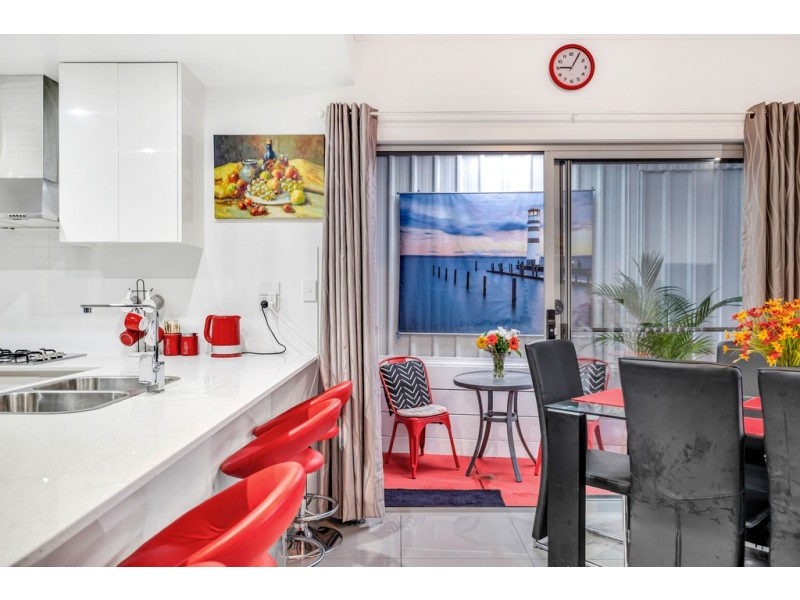 4/17 Pearce Street, Christies Beach SA 5165