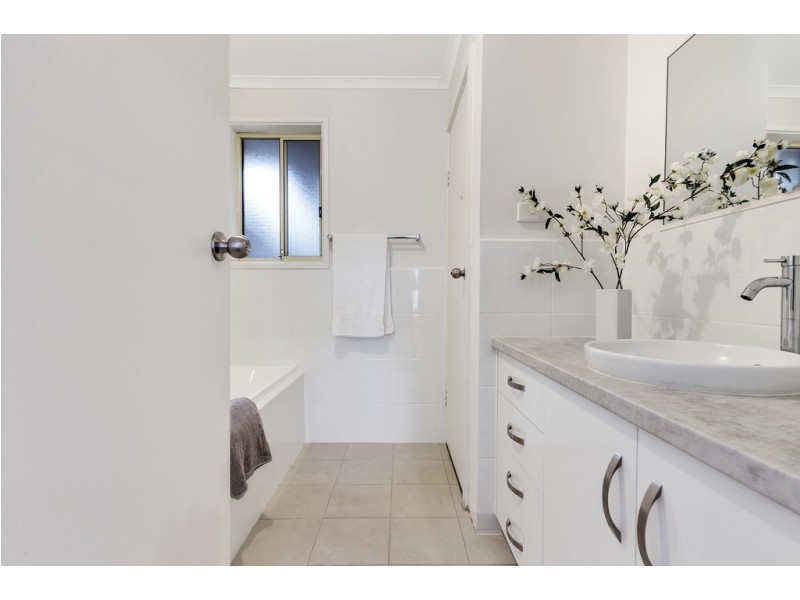 37b Idlewild Avenue, Aberfoyle Park SA 5159