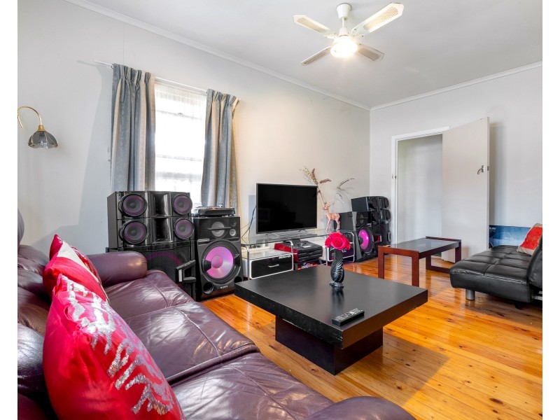 8 Lomond Avenue, Seacombe Heights SA 5047