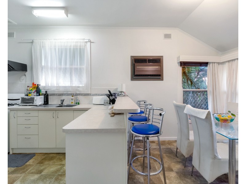 8 Lomond Avenue, Seacombe Heights SA 5047