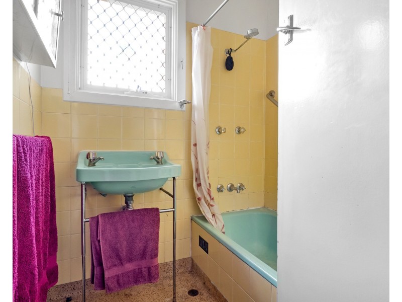 8 Lomond Avenue, Seacombe Heights SA 5047