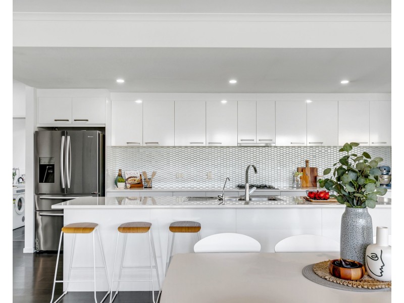 73 Beachport Road, Seaford Rise SA 5169