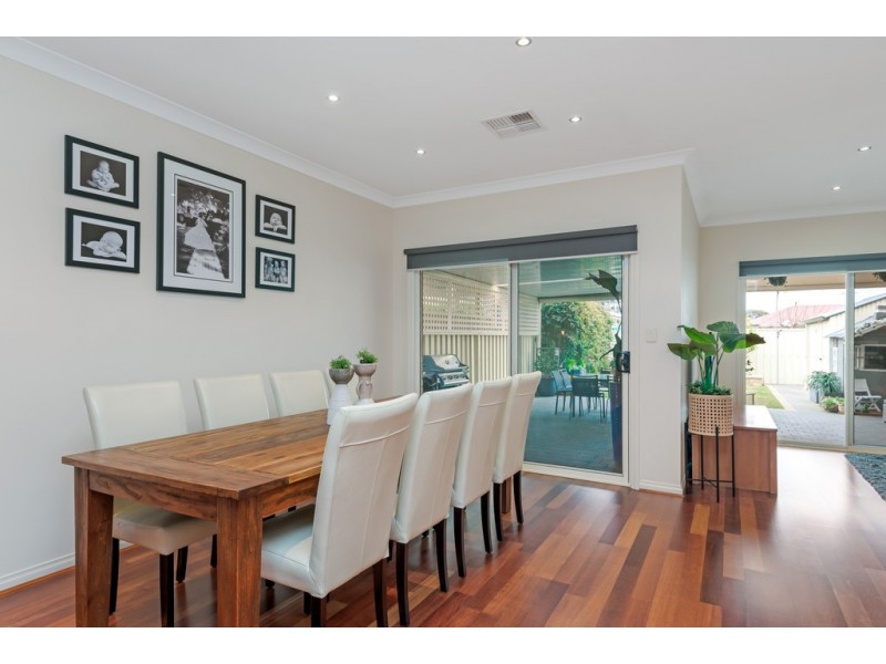 2b Kingborn Avenue, Seaton SA 5023