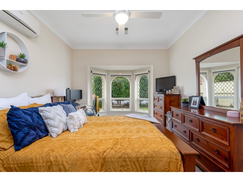 2b Kingborn Avenue, Seaton SA 5023