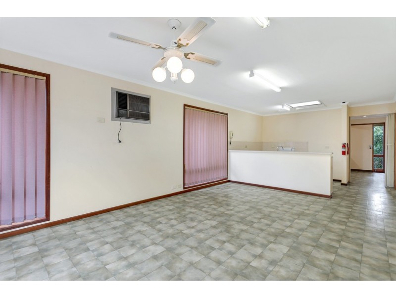 9 Sea Eagle Crescent, Seaford Rise SA 5169