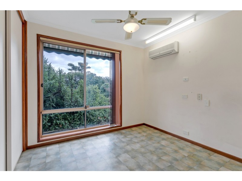 9 Sea Eagle Crescent, Seaford Rise SA 5169