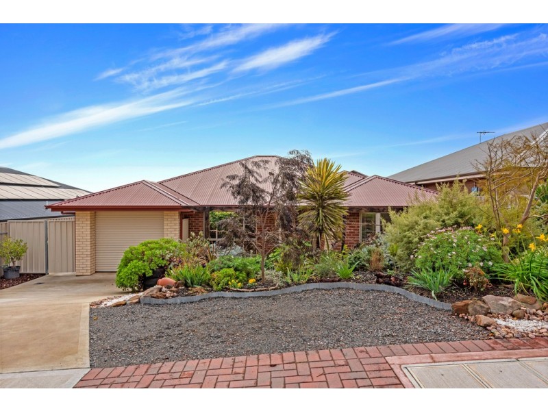12 Queenscliff Drive, Seaford Rise SA 5169