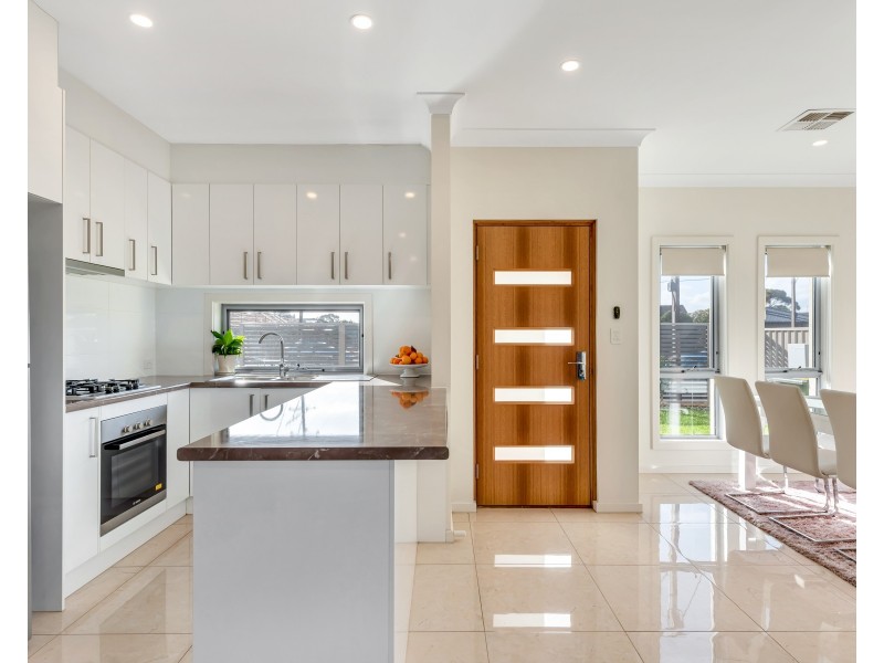 121 Sturt Road, Dover Gardens SA 5048