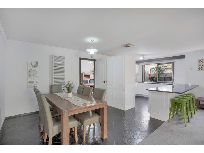 16 Furioso Drive, Woodcroft SA 5162