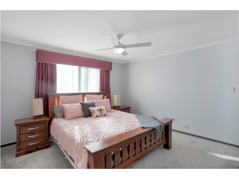 16 Furioso Drive, Woodcroft SA 5162