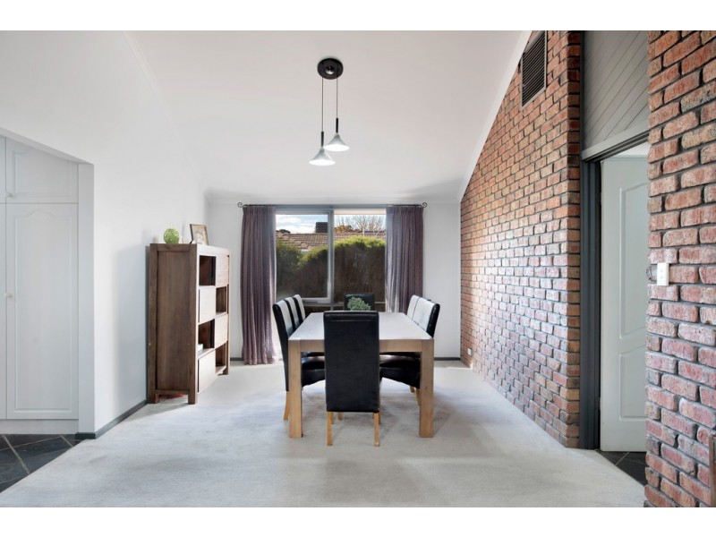 16 Furioso Drive, Woodcroft SA 5162