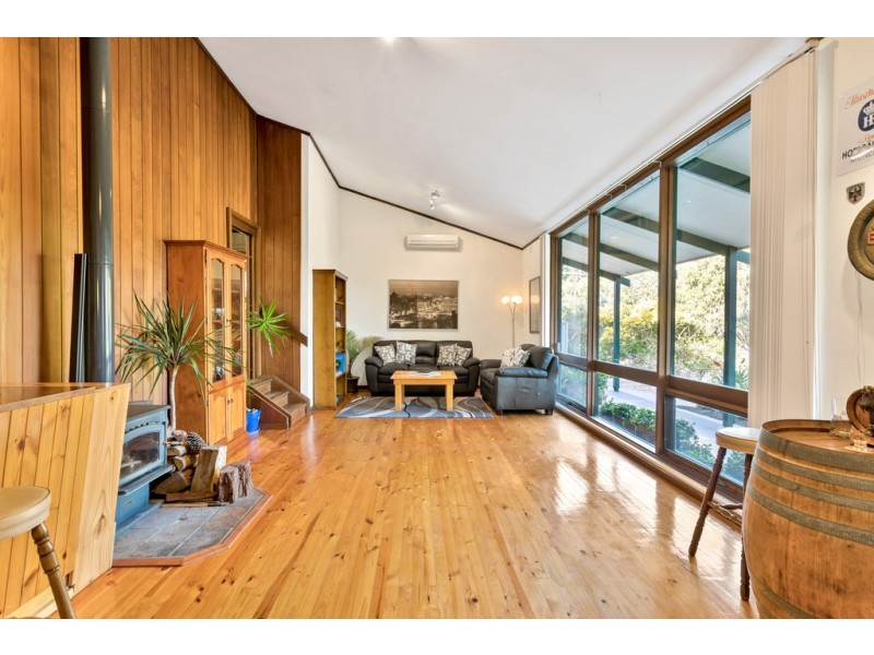 9 Dianne Street, Happy Valley SA 5159