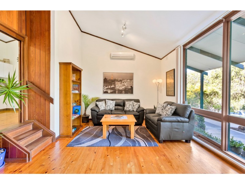 9 Dianne Street, Happy Valley SA 5159