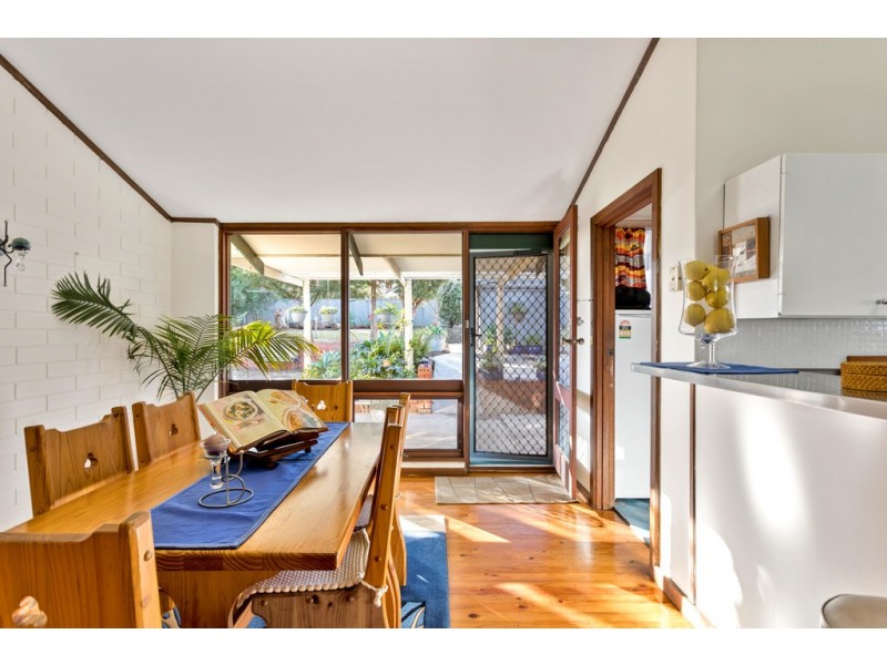 9 Dianne Street, Happy Valley SA 5159