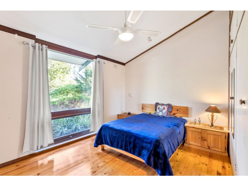 9 Dianne Street, Happy Valley SA 5159